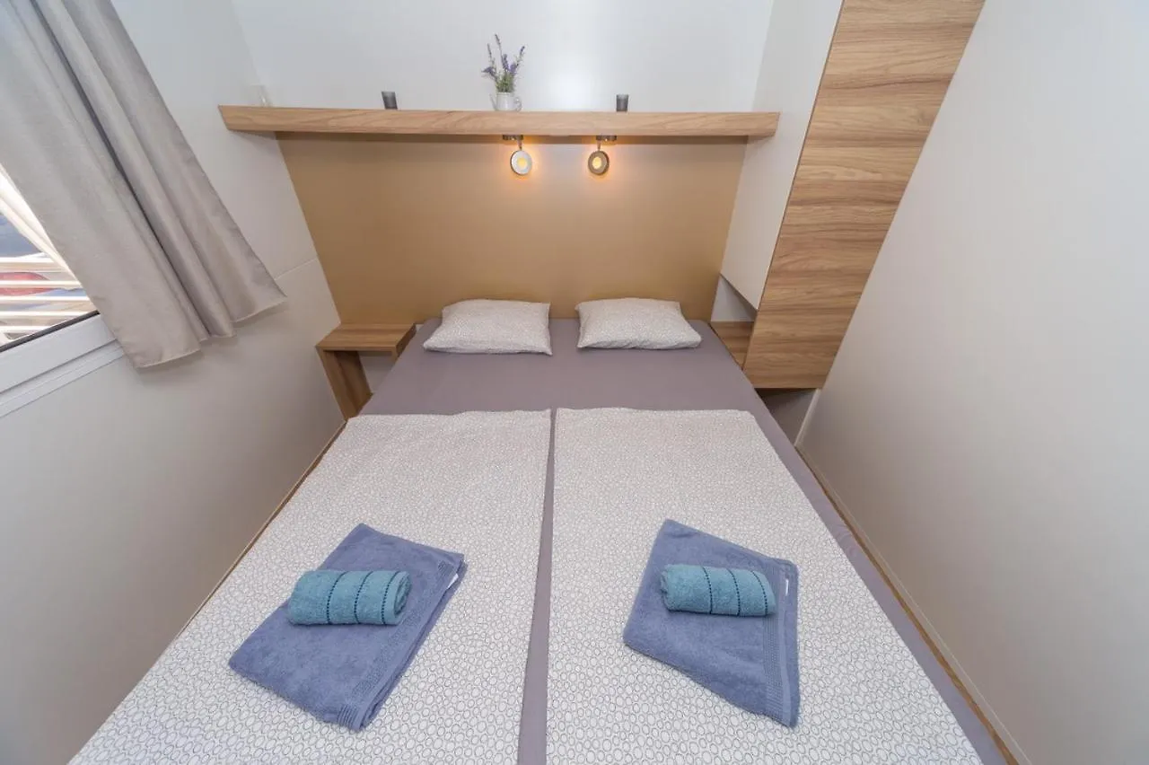 Mobile Home Diamond Biograd Na Moru 0*,  Croatia